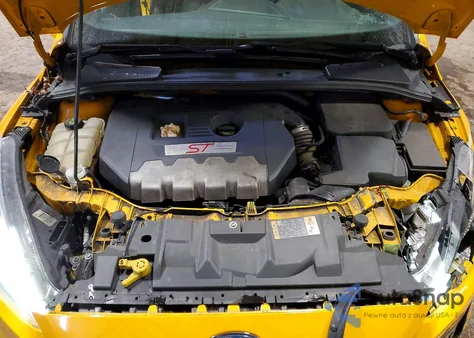 2016 Ford Focus St z USA, uszkodzony, nr VIN 1FADP3L96GL370974